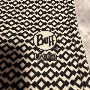 Buff UV High Protection Coolmax Neck Gaiter Geometric Black White
